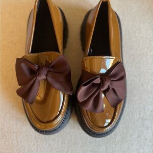 High style shoes for petite women, girls.  Brown PL Loafers with Bow, NEW.